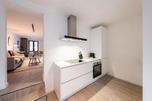 Inviting 5-Person Duplex in Vibrant Antwerp