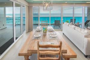 Awesome 3 bedroom condo Encantame Tower E 1001