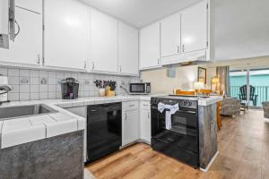 Harbor House B34 condo