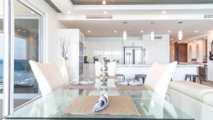 Encantame Towers Velero 901