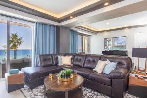 Stunning 1 bedroom condominium (Encantame Verano 203)