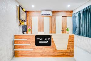 Townhouse Bangalore Kundalahalli Metro Station