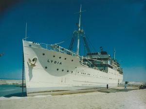 Grand studio avec Véranda à 250m de la plage