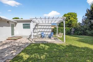 Delray Daydream Home for 8