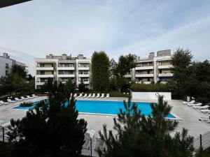 Baltic Breeze - Apartament 2 sypialnie z basenem 800m od plaży