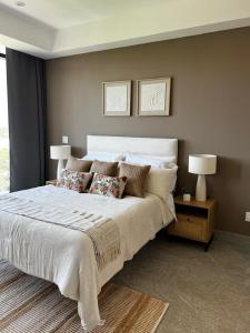 Apartment 842 Omega Black Tower