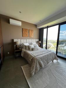 Apartment 842 Omega Black Tower