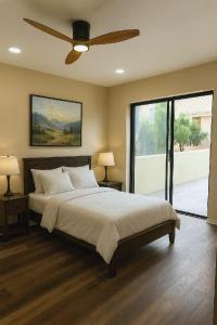 Remodeled 2 Bedroom Apartment Steps from the Beach