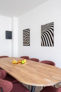 Spacious City Getaway for 8 in Antwerp