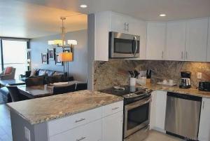 Oceanfront Two Bedroom Condo with Panoramic Views