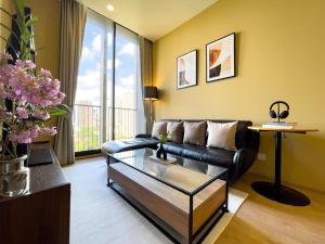 Near BTS l Large 50 sqm l Luxury facilities l Rooftop Pool