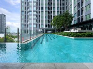 600 m to BTS l City View l Rooftop Pool