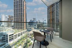 Peninsula Five Luxurious Business Bay Studio