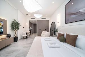Peninsula Five Luxurious Business Bay Studio