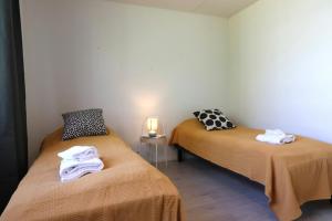 Central and Spacious Apartment for 4 with Sauna