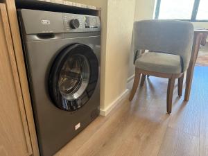 Stunning Table Mountain Views in stylish Studio