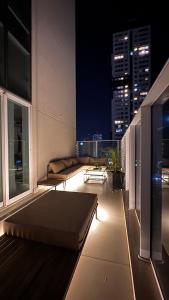 Duplex com terraço privativo no setor Bueno