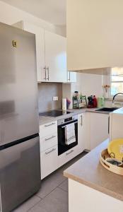 Luxurious 2 Room Apartment