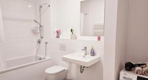 Luxurious 2 Room Apartment