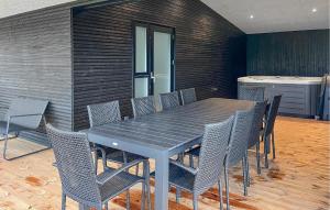 Awesome Home In Hadsund With Sauna