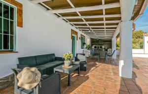 Stunning Home In La Puebla De Los Infan