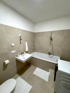 Exklusiv 2BR Penthouse Dß! Big Terrace&Garage!