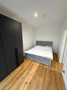 Exklusiv 2BR Penthouse Dß! Big Terrace&Garage!