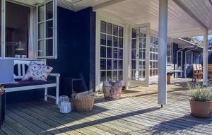 Gorgeous Home In Hornbæk With Wifi