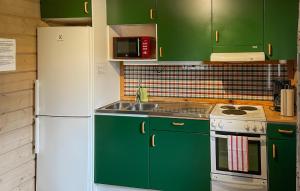 Gorgeous Home In Våxtorp