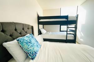 Lujoso AptFrente Arena MtyTerrazaParking6Pax