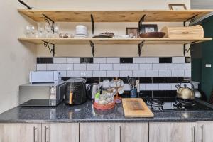 The Cozy 2 bedroom Apartment