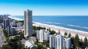 Burleigh Beachfront Haven