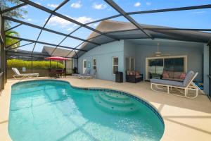 Cozy 4BR Getaway Near Disney & Legoland