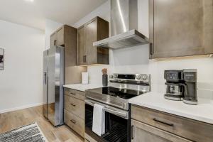 515 S El Paso Unit102