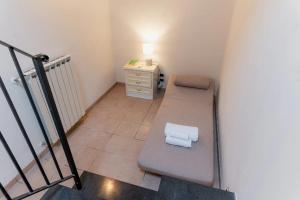 Nazario Sauro - Lucca by the walls