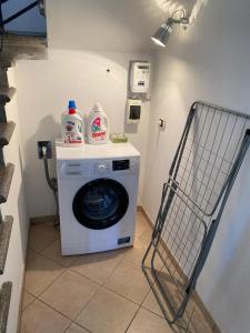 Nazario Sauro - Lucca by the walls