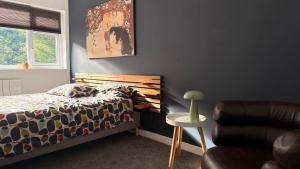 8 Riversdale King Size Room