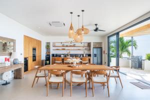 Casa Daria Sofia - Oceanview Luxury 4BR Villa