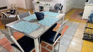 Dominicus Castillo Paradise