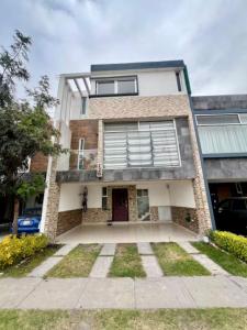 Casa Galerias Serdan II