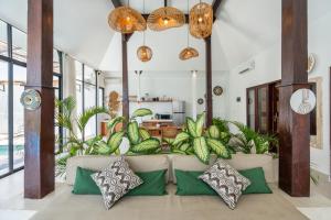 Canggu 4BR Private Pool Rooftop Mila Mou Villa by Bali Bliss Properties