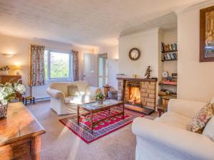 4 Bed in Old Hunstanton KT169