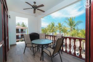 Condo in Jaco, with Rooftop ocean view Bahia Azul 2C