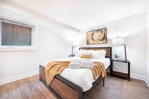 Pet Friendly 1BR Basement w Gym Near UW &Hospital