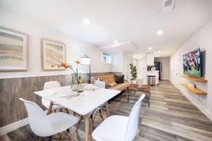 Pet Friendly 1BR Basement w Gym Near UW &Hospital