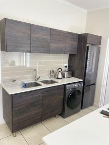 Cozy Oakdene Retreat Perfect for Couples