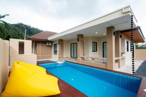 Wow Mountain Pool Villa Aonang