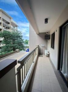 Mid-rise staycation in parañaque