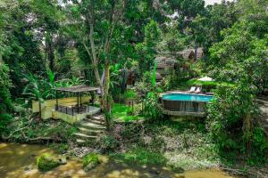 Riverside 3BR Bungalows with Pool, Jungle, ATV & Tubing - Ubud
