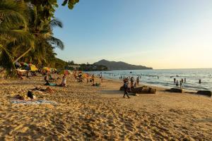 Cute Studio in Aristo Beach condo - 7 min walk to Surin Beach